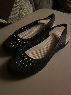 Navy Blue Sling Back Women's Blue Shoes size 8